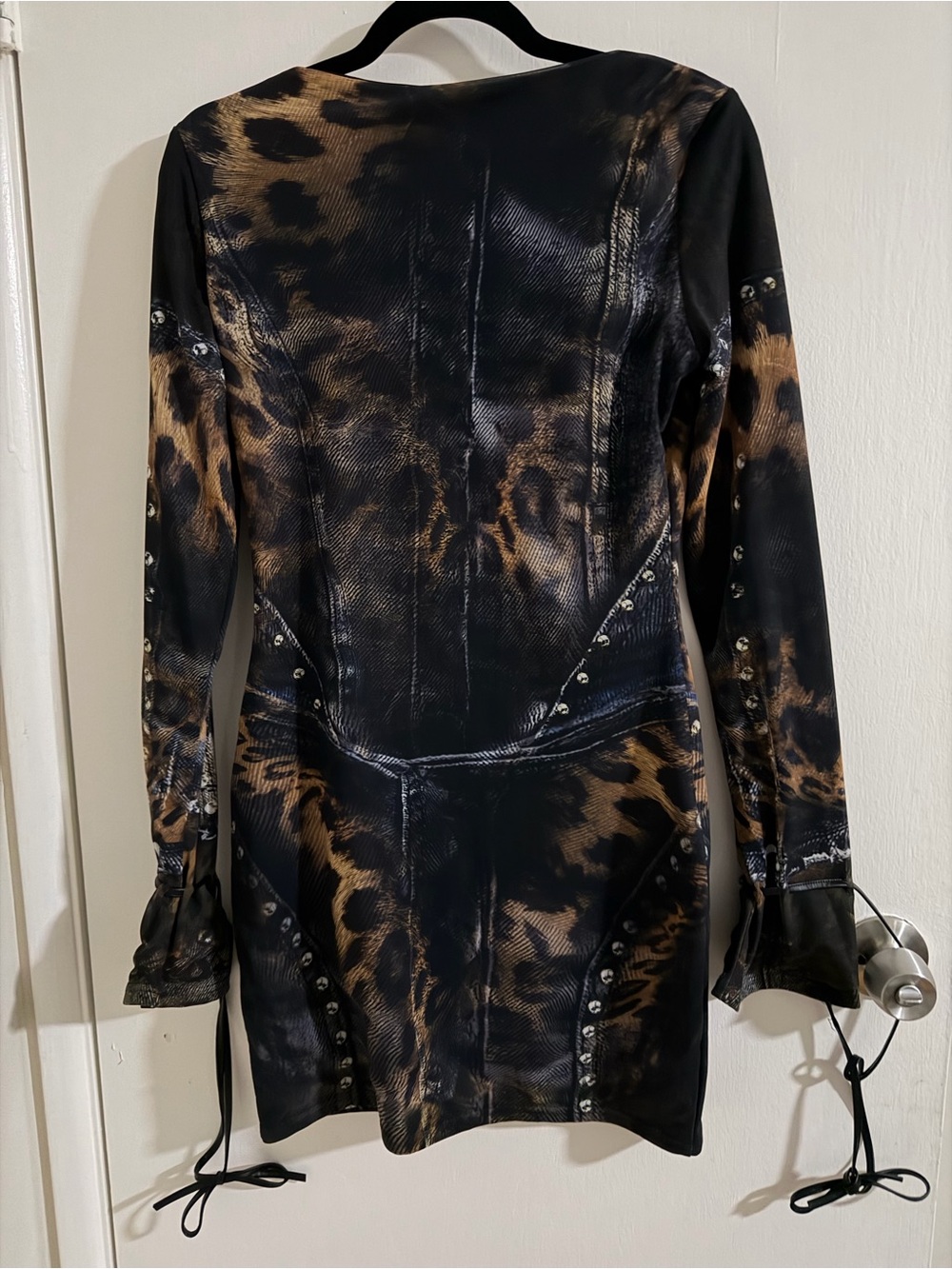 Long Sleeve Animal Print Bodycon Dress - Black & Brown